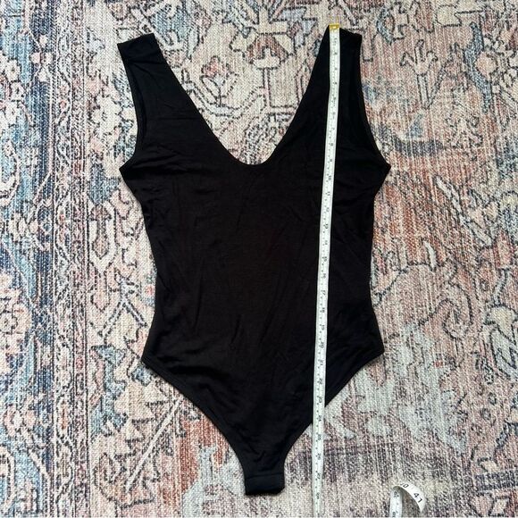 CANVAS NWT The Plunge Black Bodysuit Size Medium Deep V-Neck Thong Shirt - Picture 8 of 9